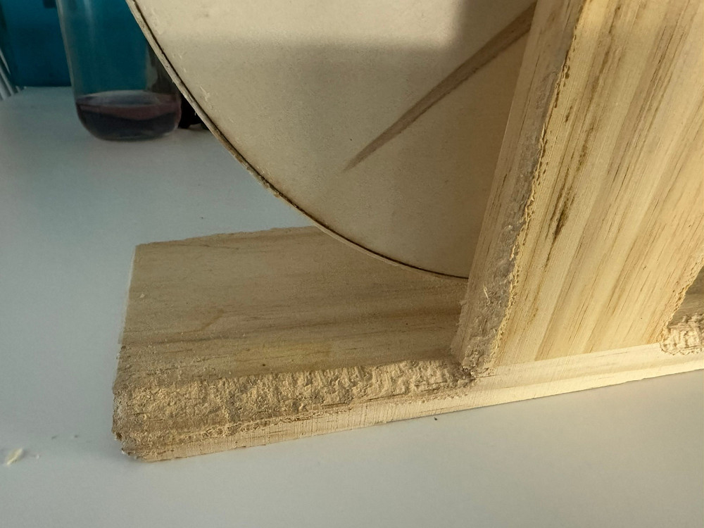 Syrkillä ollut juoksupyörä Jyväskylä - valokuva 3