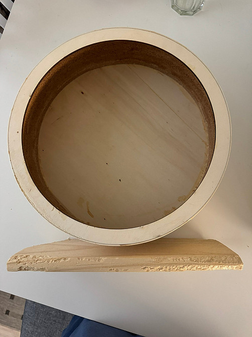 Syrkillä ollut juoksupyörä Jyväskylä - valokuva 1