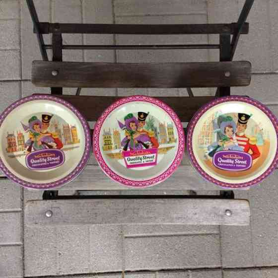 Retro Quality Street peltipurkit Helsinki