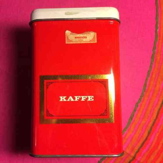 Retro Paulig Paula peltipurkki Helsinki