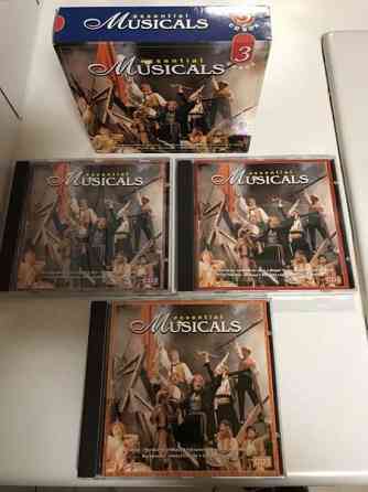 Musiikki CD kokoelma  Essential Musicals (1997) Kuopio