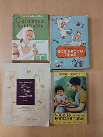 Keitto-, kotitalous-, vaate- ja kodinhoitokirjoja 1946-1959 Пори