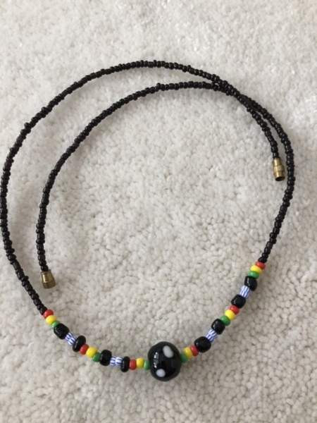 Kaulakoru, pienet helmet Keuruu – foto 1