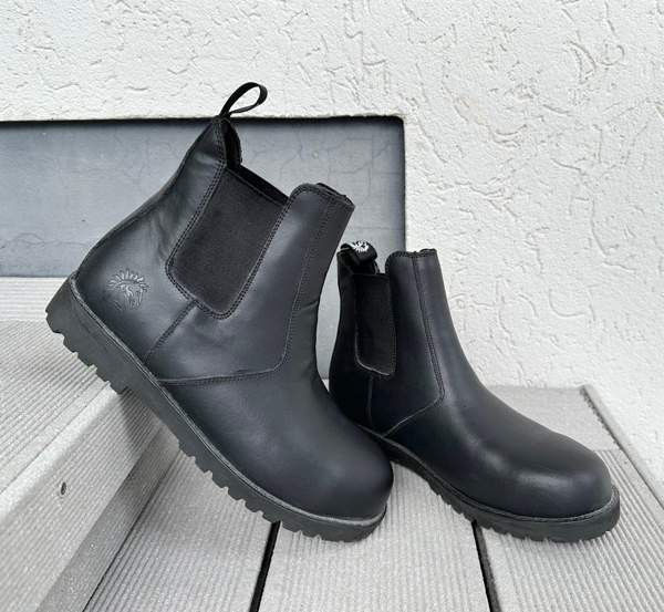 Naisten mustat jodhpurit Лахти - изображение 1