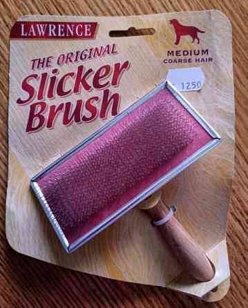 Karsta Lawrence The Original Slicker Brush Medium Raasepori