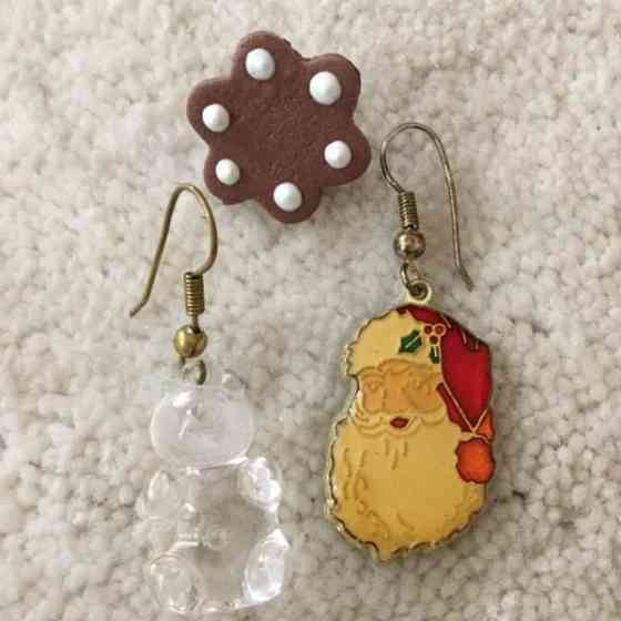 Kolme paritonta korvakorua  joulupukki ym. Keuruu