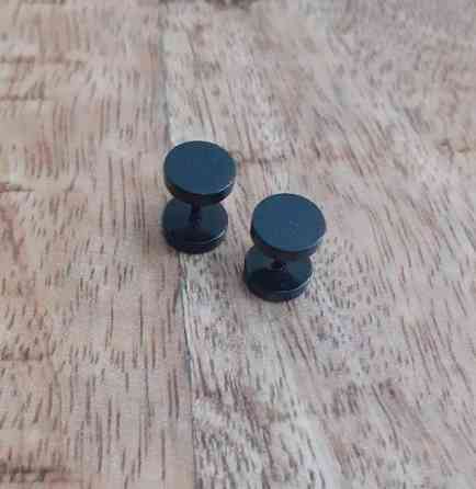 Feikkiplugi korvakorut Лахти