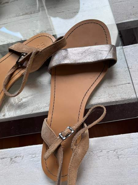 Esprit nahkasandaalit 38 Vantaa - valokuva 4