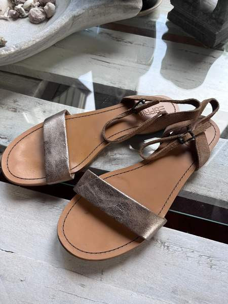 Esprit nahkasandaalit 38 Vantaa - valokuva 1