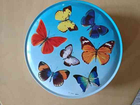 Hangon Keksi Oy peltirasia PERHOSET Kokemäki