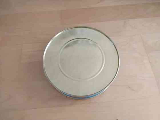 Hangon Keksi Oy peltirasia PERHOSET Kokemäki