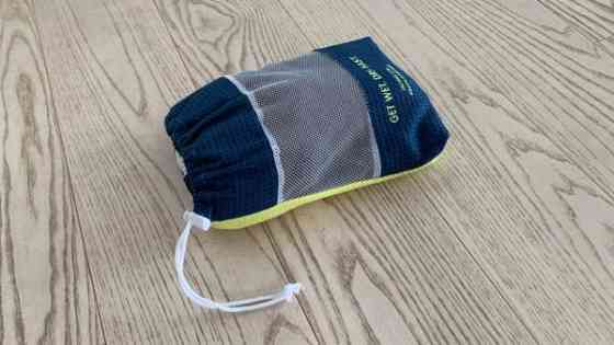 Dritimes retkeily-/rantapyyhe FNLD GRVL Helsinki