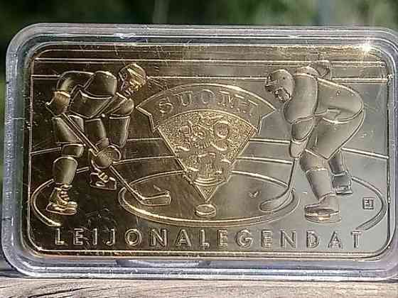 Jääkiekon Maailman mestaruuskilpailut 2011. kullanvärinen laatta. Koko - Vantaa