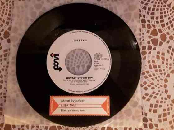 Liisa Tavi 7" Mustat kyyneleet/ Pian on aamu taas Rovaniemi