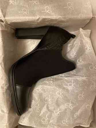 Uudet Calvin Klein Nilkkurit /kengät Kerava