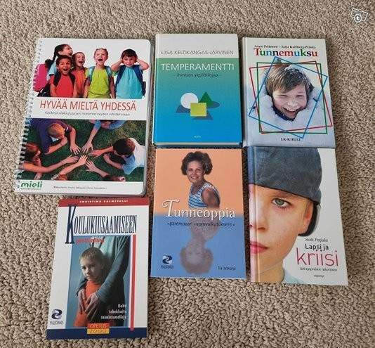 Kasvatusalan kirjoja (3 kuvaa) Pirkkala – foto 1