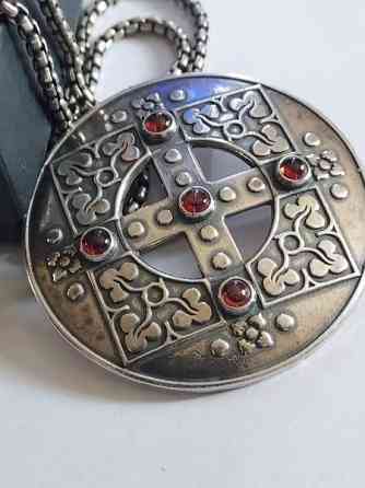 Hopeinen Kalevala kuukiven kaulakoru ja Pyhä Birgitta Kokemäki