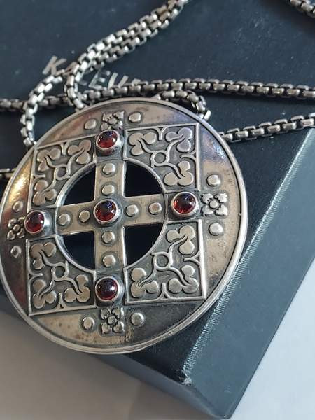 Hopeinen Kalevala kuukiven kaulakoru ja Pyhä Birgitta Kokemäki - valokuva 4