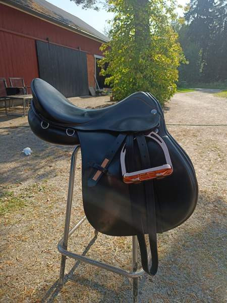 Zaldi Royal Deluxe satula Laitila – foto 1