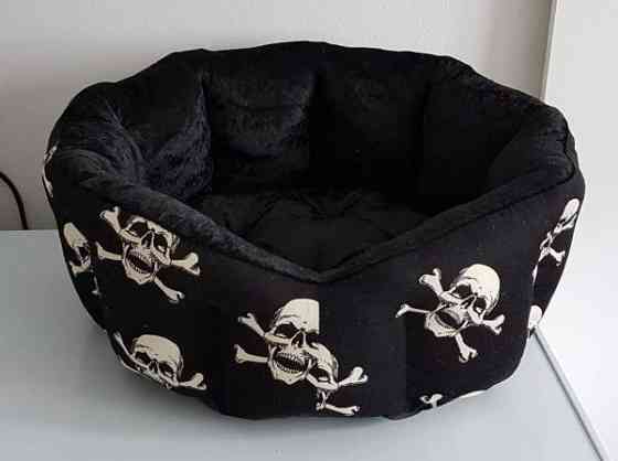 Pääkallopesä Вантаа