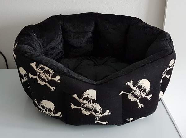 Pääkallopesä Вантаа - изображение 1