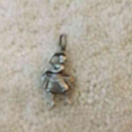 Hopeanvärinen tanssijatyttö riipus Keuruu