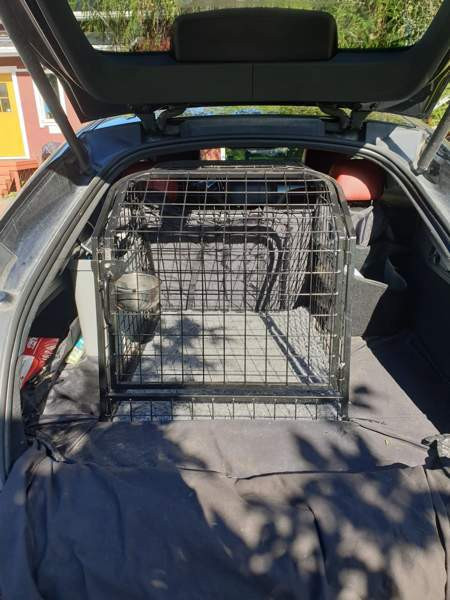 Koirahäkki autoon Seinäjoki - valokuva 1