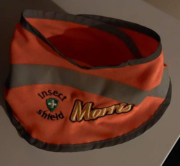 Heijastinhuivi Insect shield Turku - valokuva 2