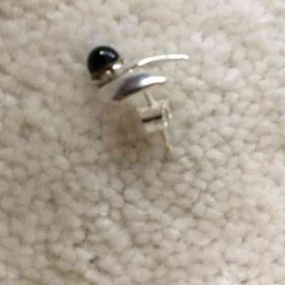 Hopeinen pariton korvakoru Keuruu