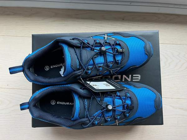 Vaelluskengät vedenpitävät Espoo – foto 2