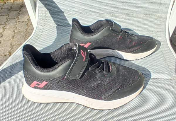 Juoksukengät 32 Helsinki - valokuva 5