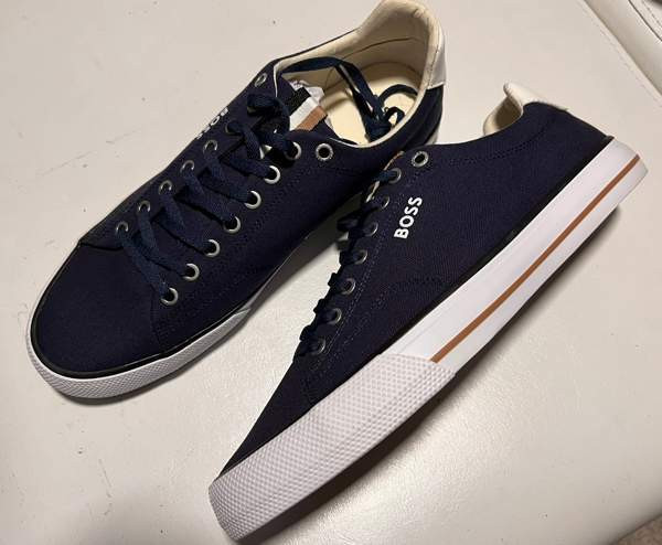 Boss kengät 44 uudet/käyttämättömät Jyvaeskylae - photo 1