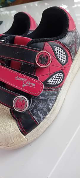 Spiderman lenkkarit koko 27 Helsinki - valokuva 2