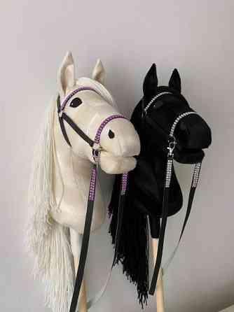 Keppihevonen / keppari + suitset tilauksesta Helsinki