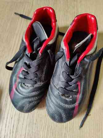 Nappikset 28 Ventura Espoo