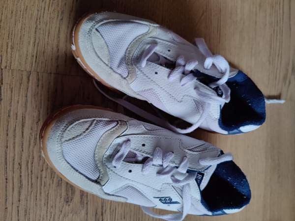 Sisäpelikengät koko 34 Espoo – foto 1