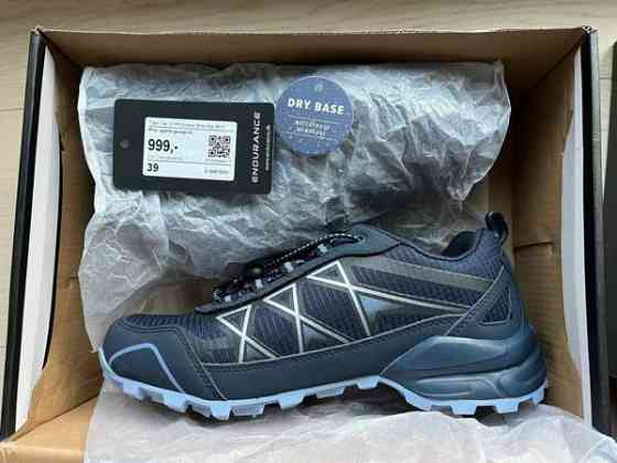 Vaelluskengät vedenpitävät Espoo