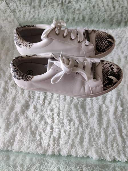 Kävelykengät Espoo – foto 2