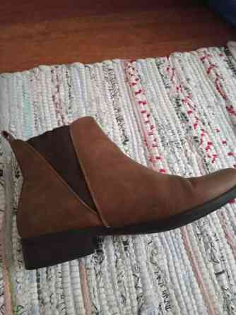 Ruskeat nilkkurit 39 Тампере