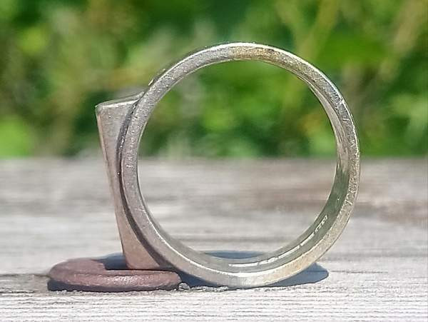 Veljekset Sunqvist leimalla. Hopeinen sormus. H - 7. Koko - 17,5. Hyv Вантаа - изображение 6