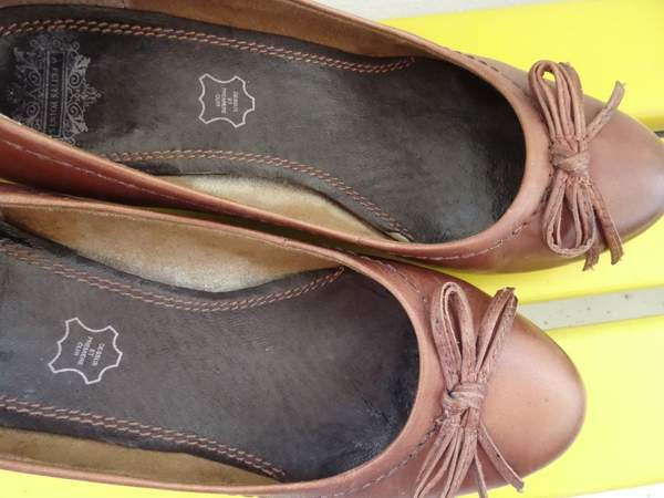 A Petits Points-merkkiset nahkakengät Helsinki - valokuva 5