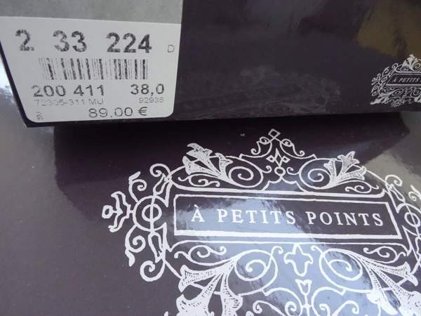 A Petits Points-merkkiset nahkakengät Helsinki - valokuva 4