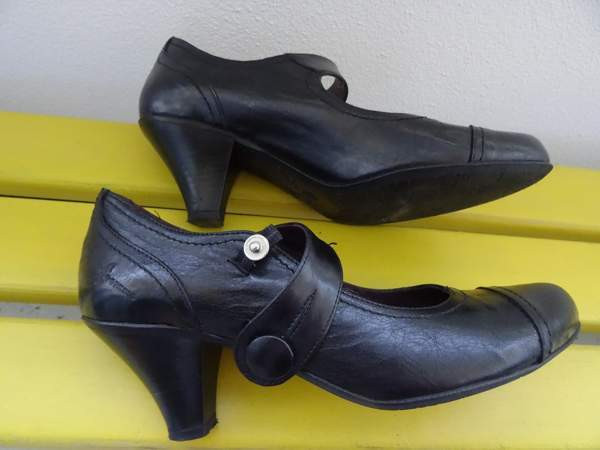 Dorking-merkkiset nahkakengät Helsinki - valokuva 1