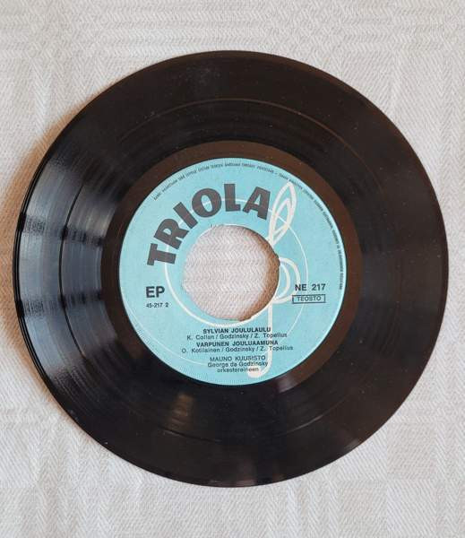 Vinyyli EP Piiri pieni pyörii -joululevy Helsinki - photo 4