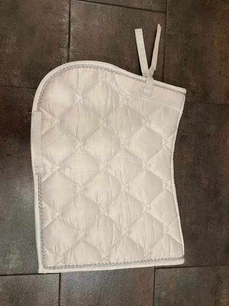 Valkoinen yleissatulahuopa full Хамина - изображение 1