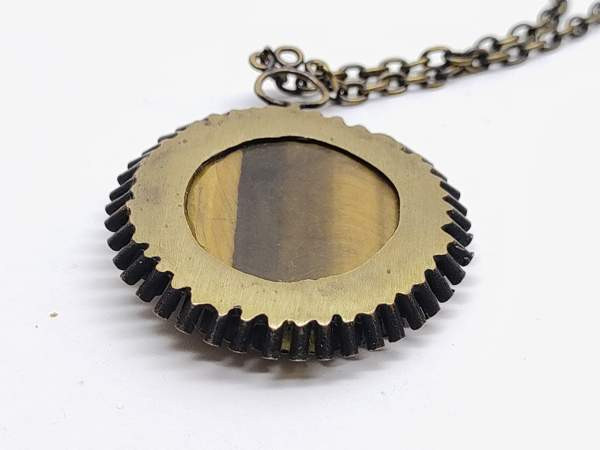 Kaulakoru tiikerinsilmä kivellä Миккели - изображение 3