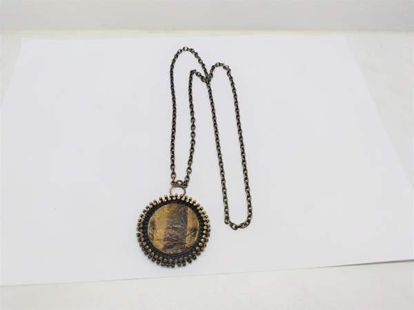 Kaulakoru tiikerinsilmä kivellä Миккели - изображение 5