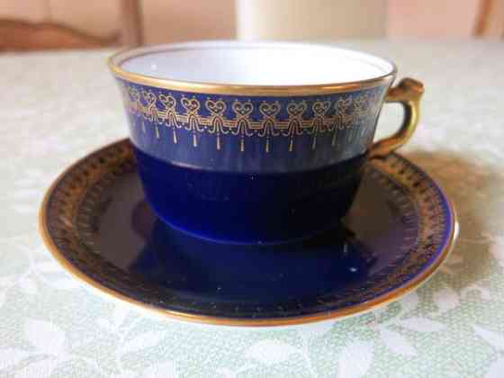 Kahvikuppi Romanov sarjaa Tuusula