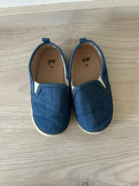 H&M tennarit 24 Тампере - изображение 2