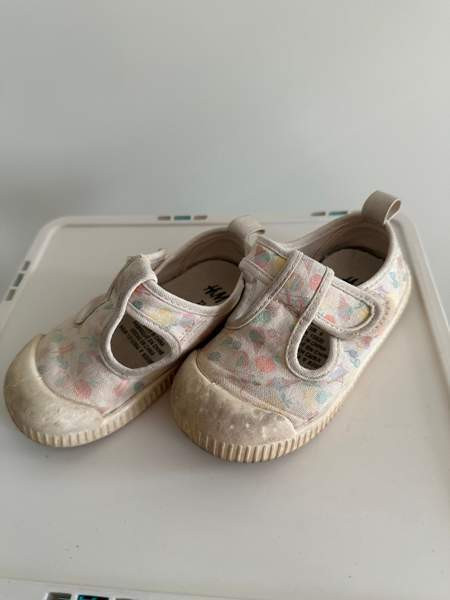 H&M puuvilaiset sandaalit Лахти - изображение 1